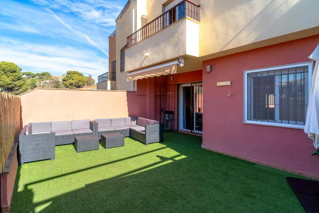 Villa Adosado Con Vistas Al Mar Desde La Piscina Con Bbq à Velez Malaga Extérieur photo