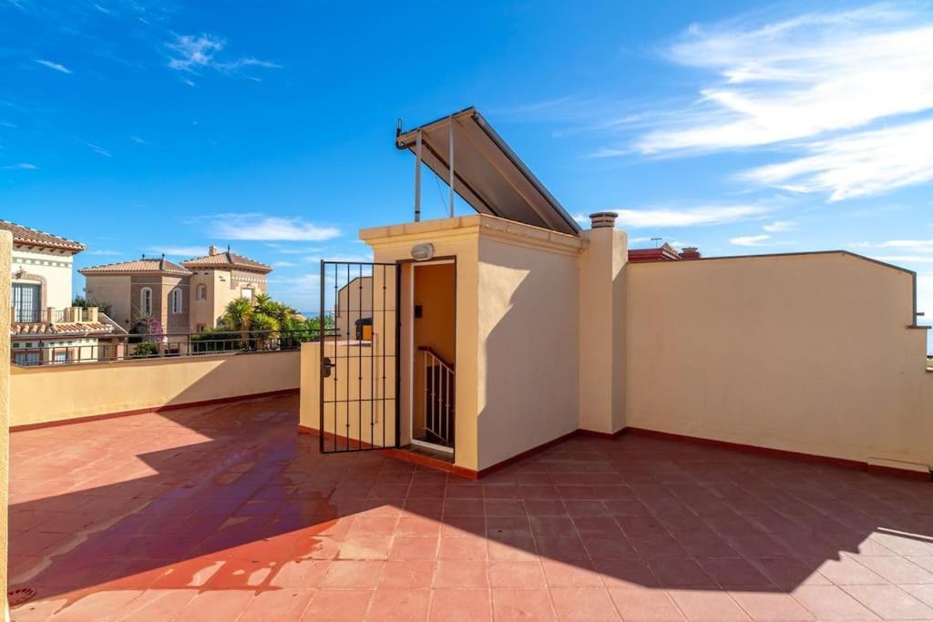 Villa Adosado Con Vistas Al Mar Desde La Piscina Con Bbq à Velez Malaga Extérieur photo
